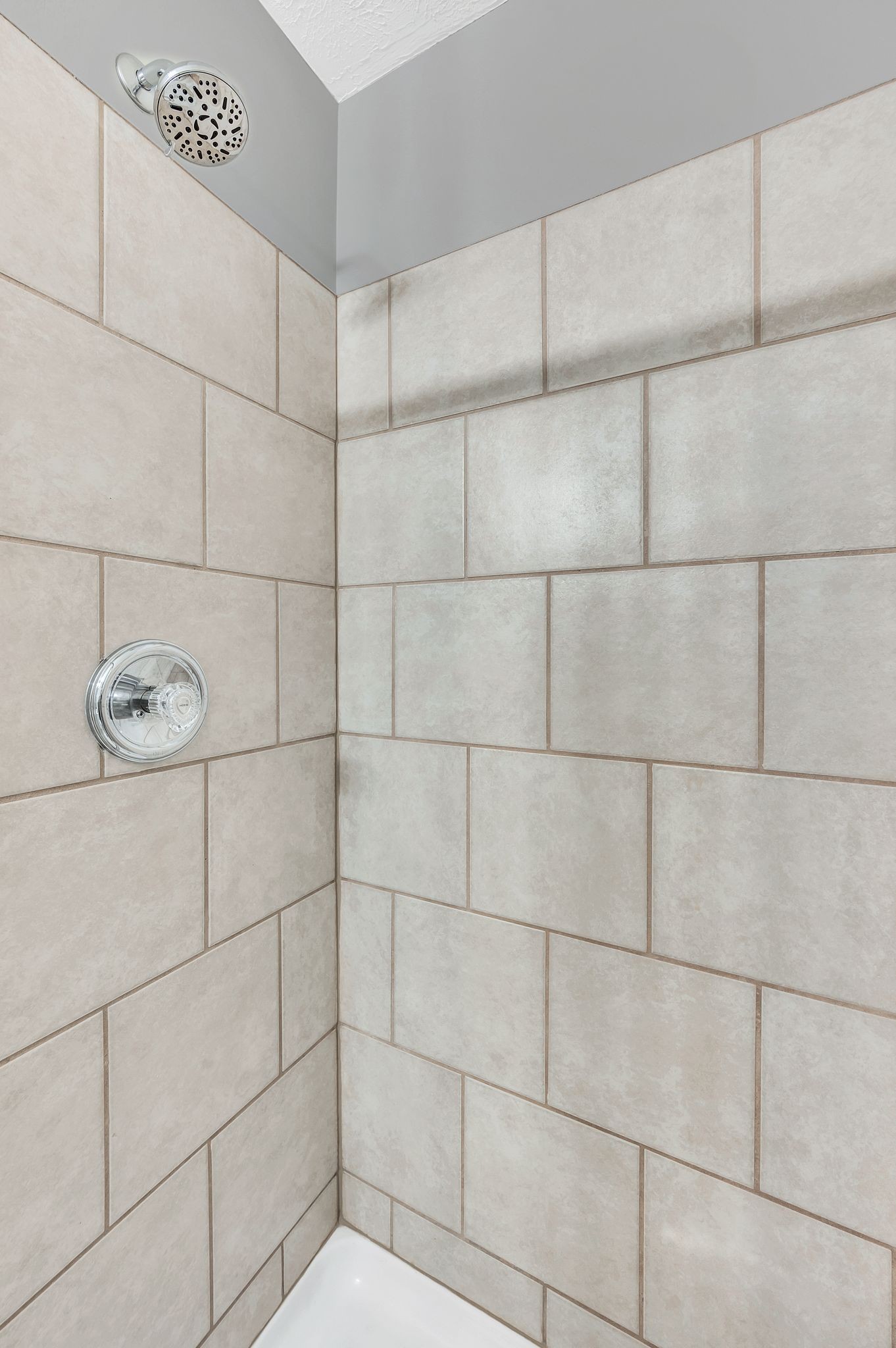 Nashville, Tennessee 37210, United States, 3 Bedrooms Bedrooms, ,3 BathroomsBathrooms,Residential,Active,30471