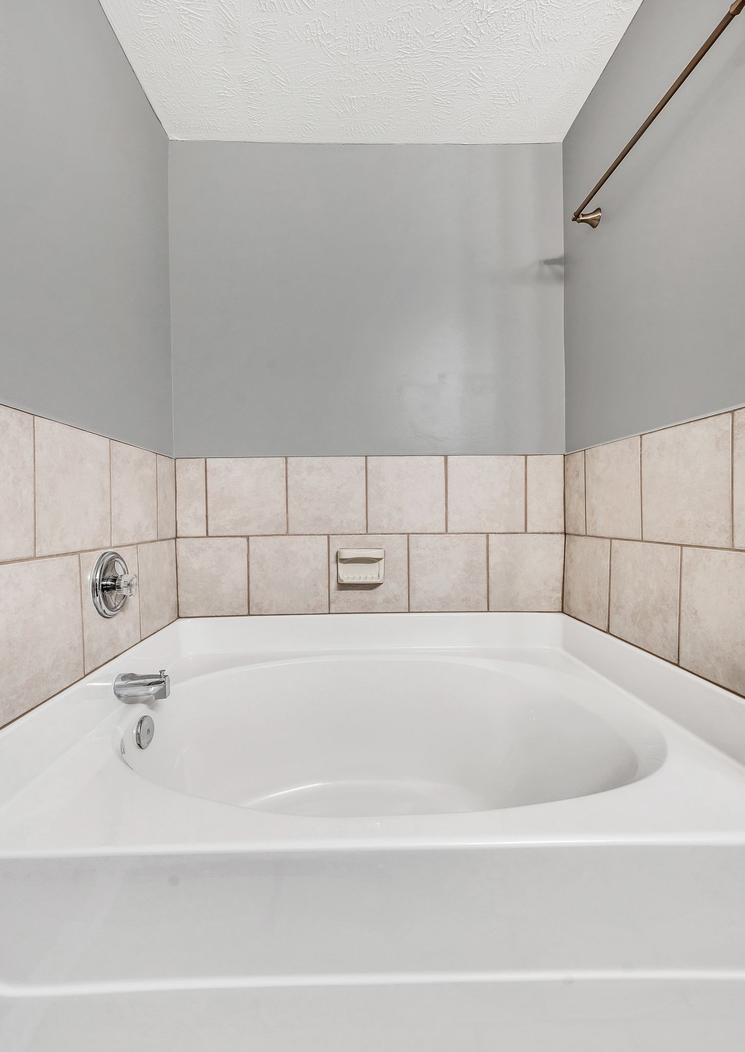 Nashville, Tennessee 37210, United States, 3 Bedrooms Bedrooms, ,3 BathroomsBathrooms,Residential,Active,30471