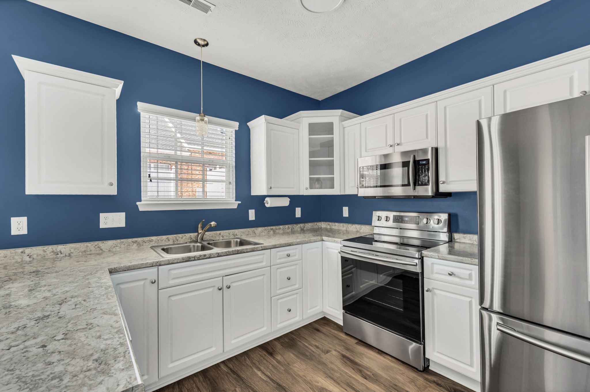 Nashville, Tennessee 37210, United States, 3 Bedrooms Bedrooms, ,3 BathroomsBathrooms,Residential,Active,30471