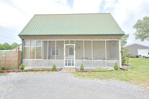 Photo of 582 Cerulean Rd, Cadiz, KY 42211 (MLS # 3183483)