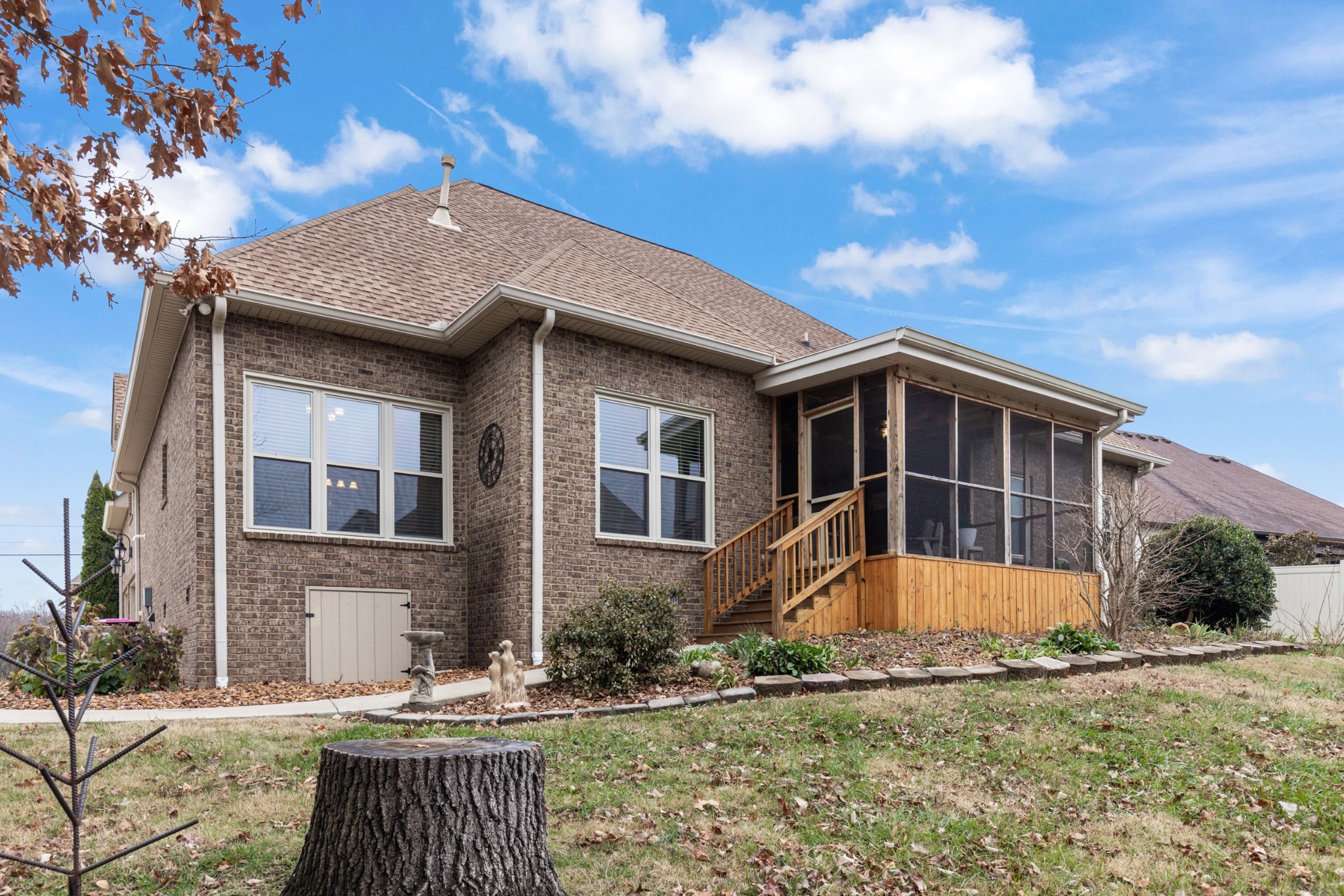 1031 Carrs Creek Blvd