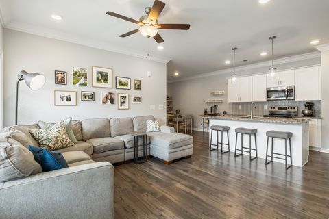 7483 Highway 70 S 103 Nashville TN 37221