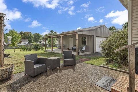 1301 Andrea Ln Portland TN 37148