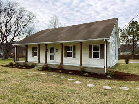 744 Happy Valley Rd Bell Buckle TN 37020