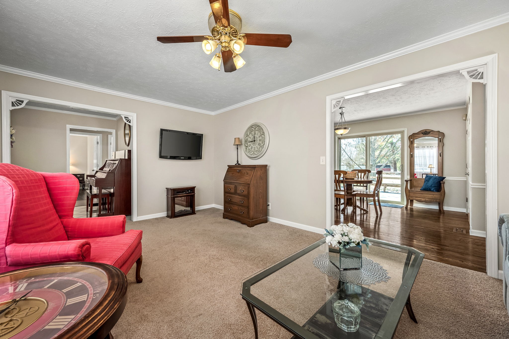 911 Squire Ct
