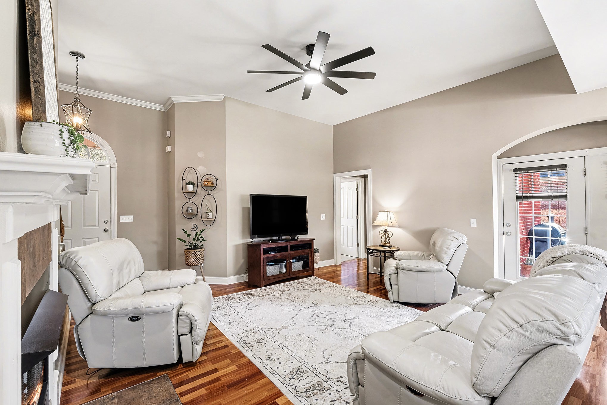1238 Sam Johnson Rd