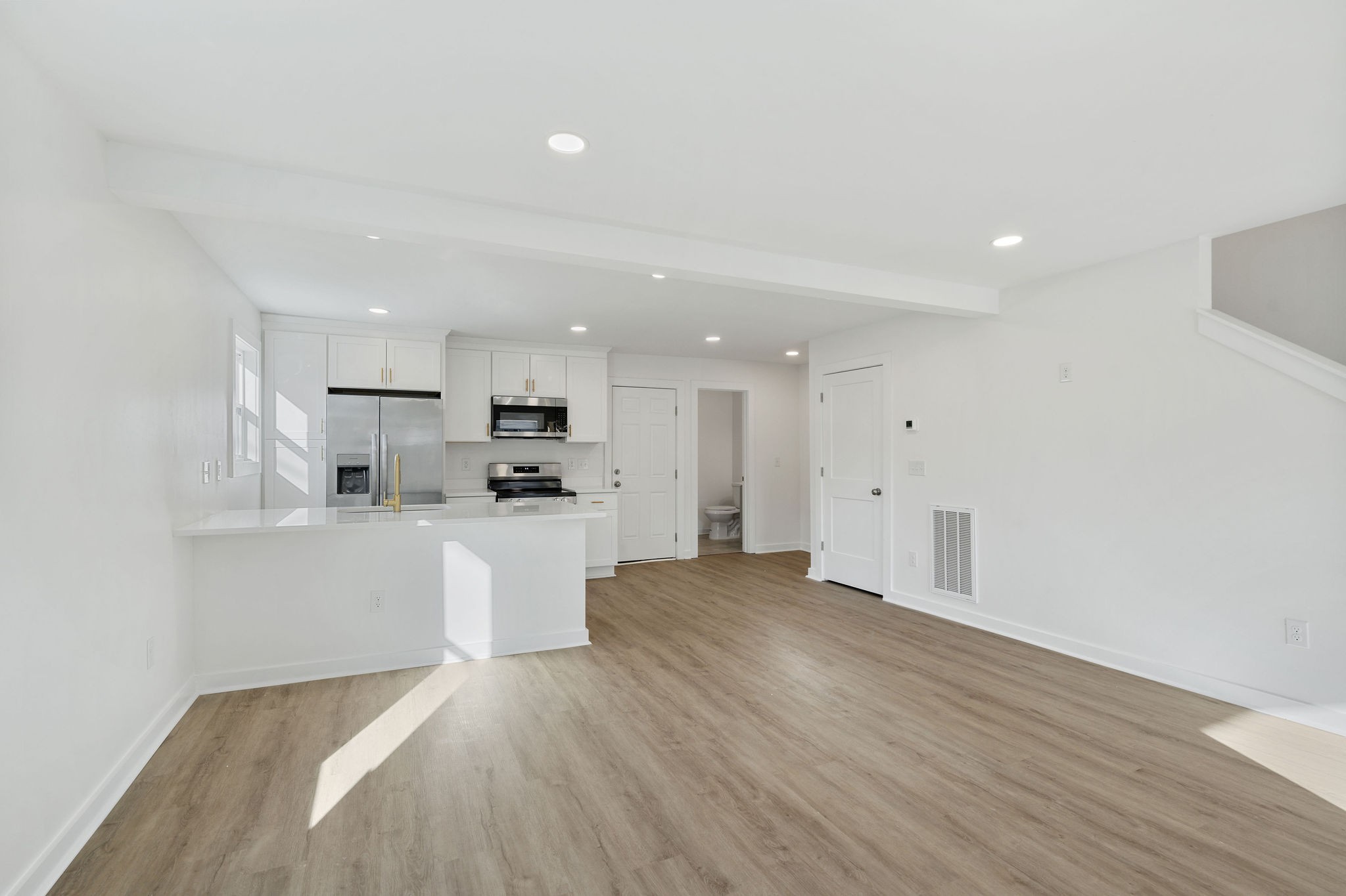 1414 Bryan St