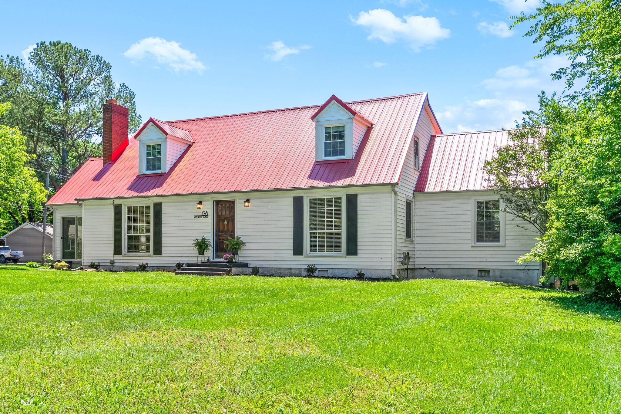 128 Hickory Grove Blvd
