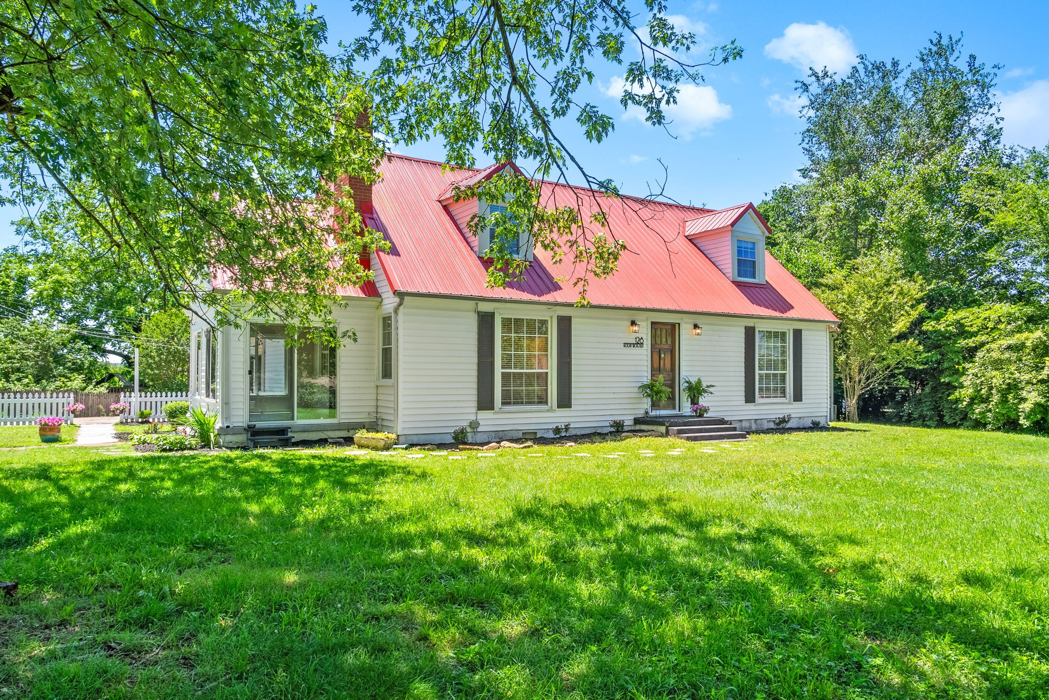 128 Hickory Grove Blvd