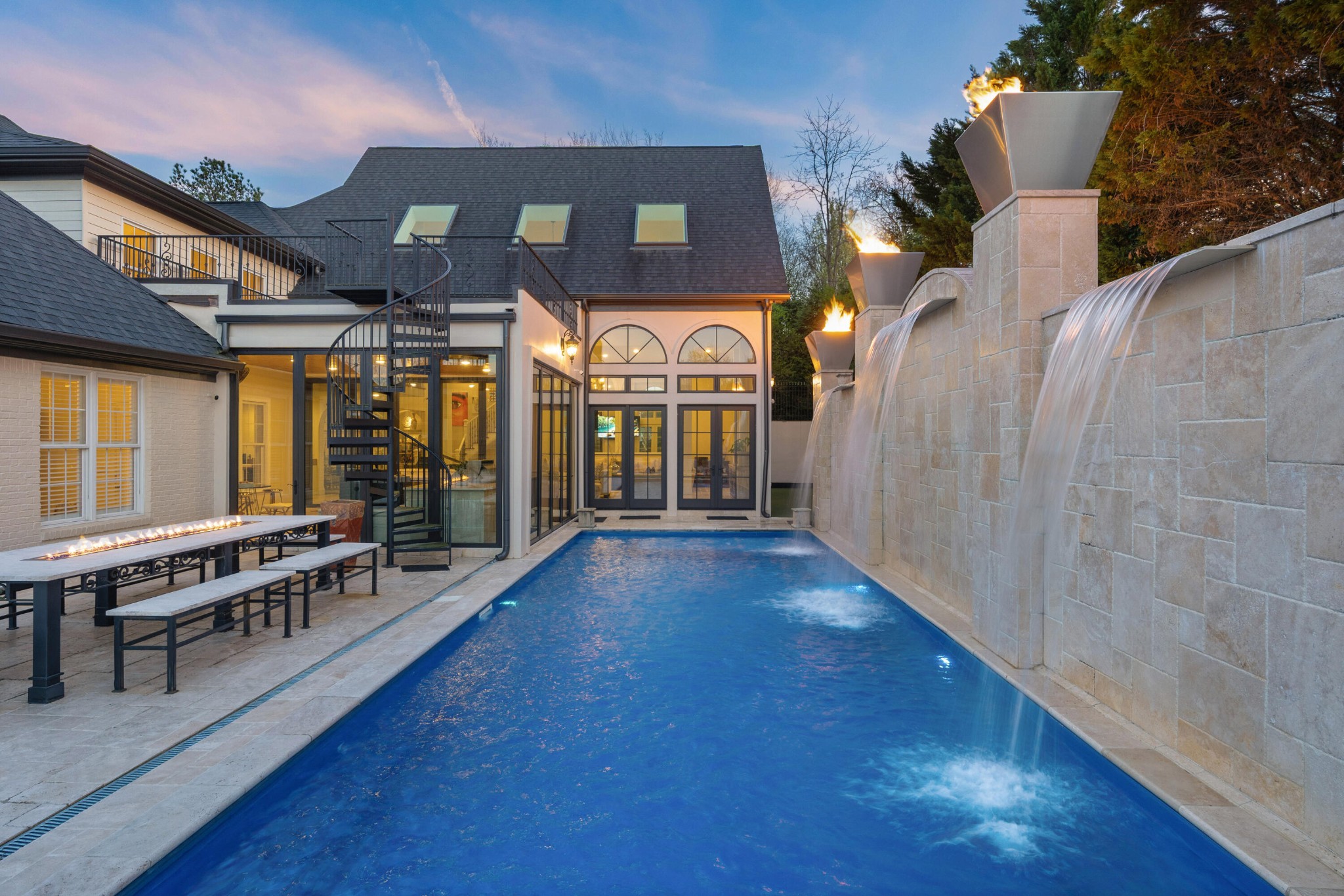 9812 Windrose Circle