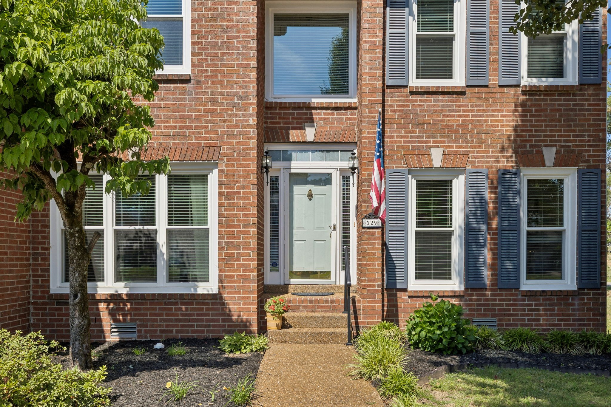 229 Circle View Dr