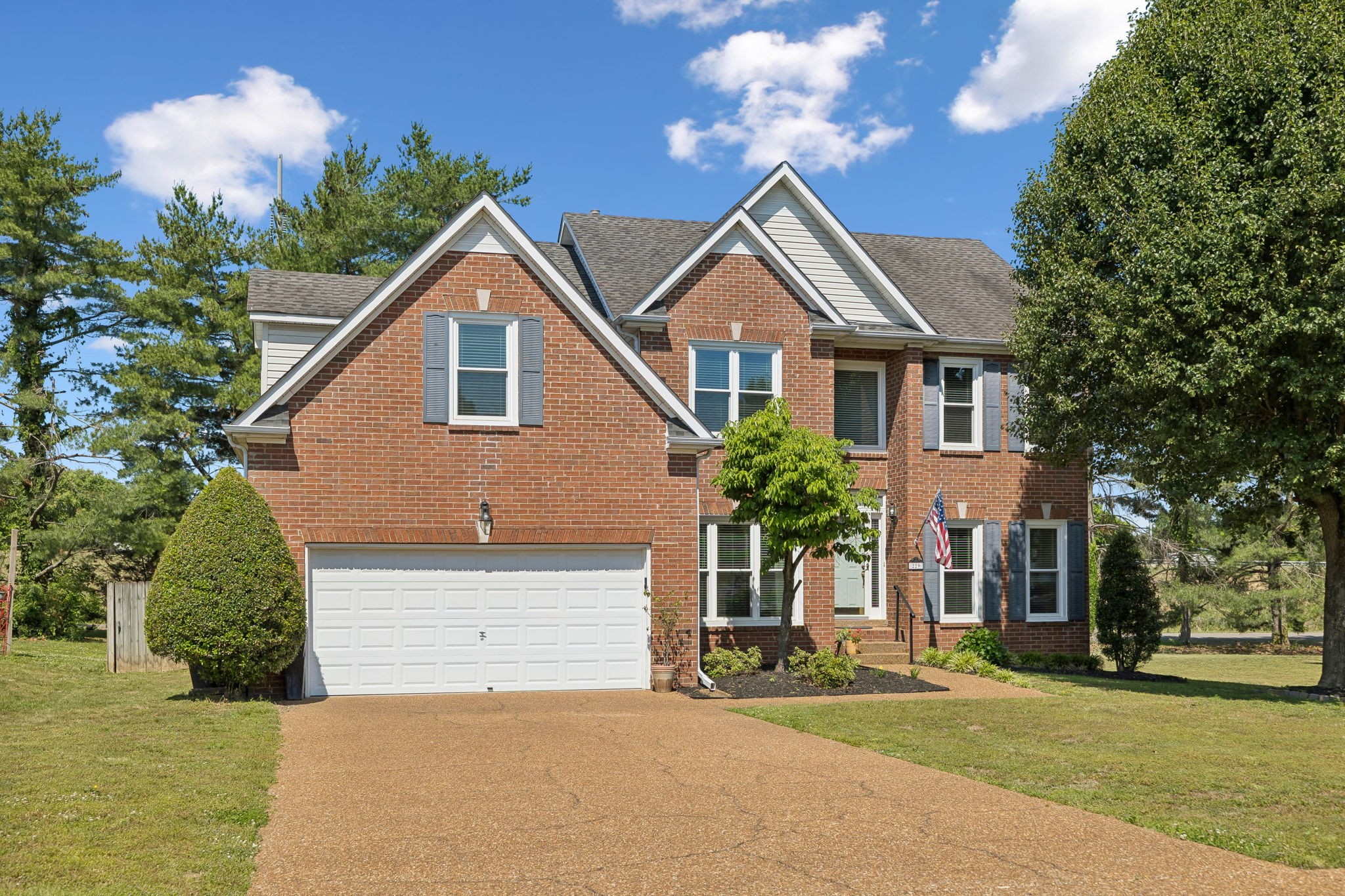 229 Circle View Dr