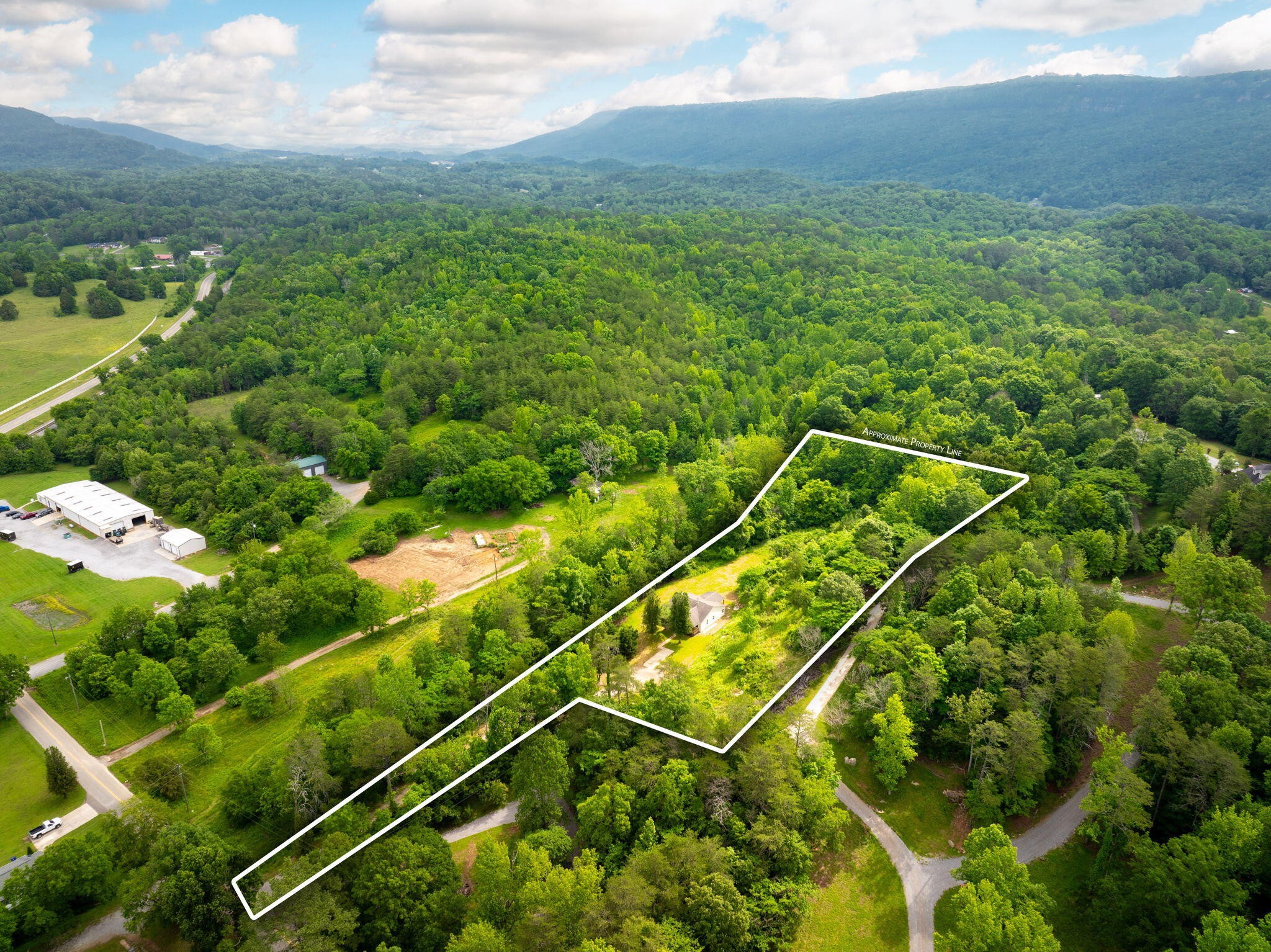 6744 Creek Road