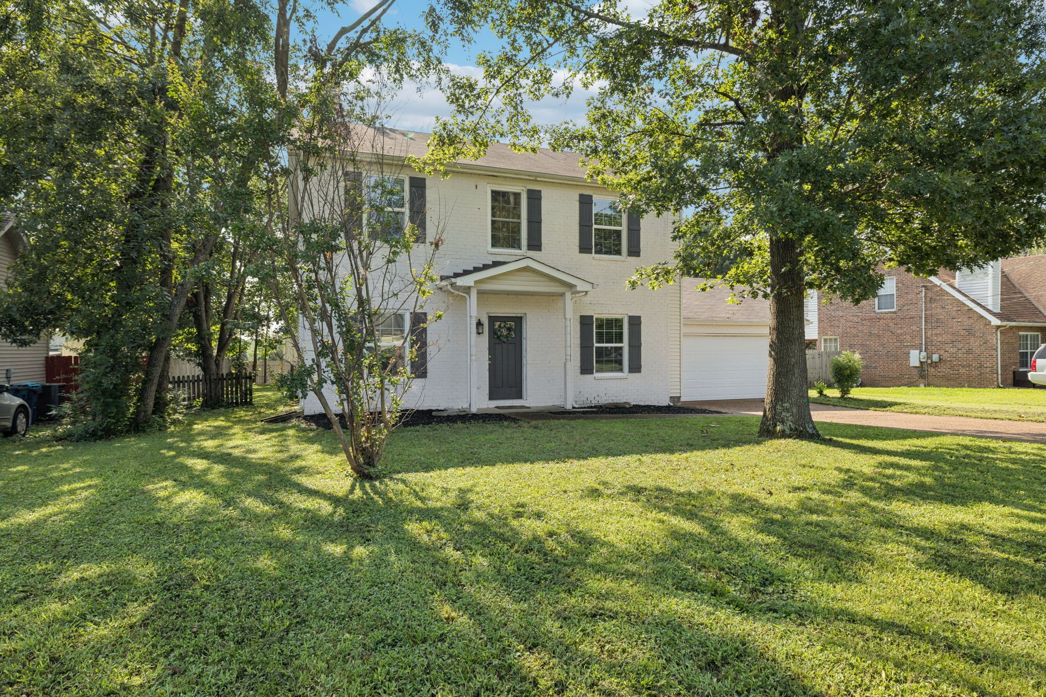 694 Hollandale Rd