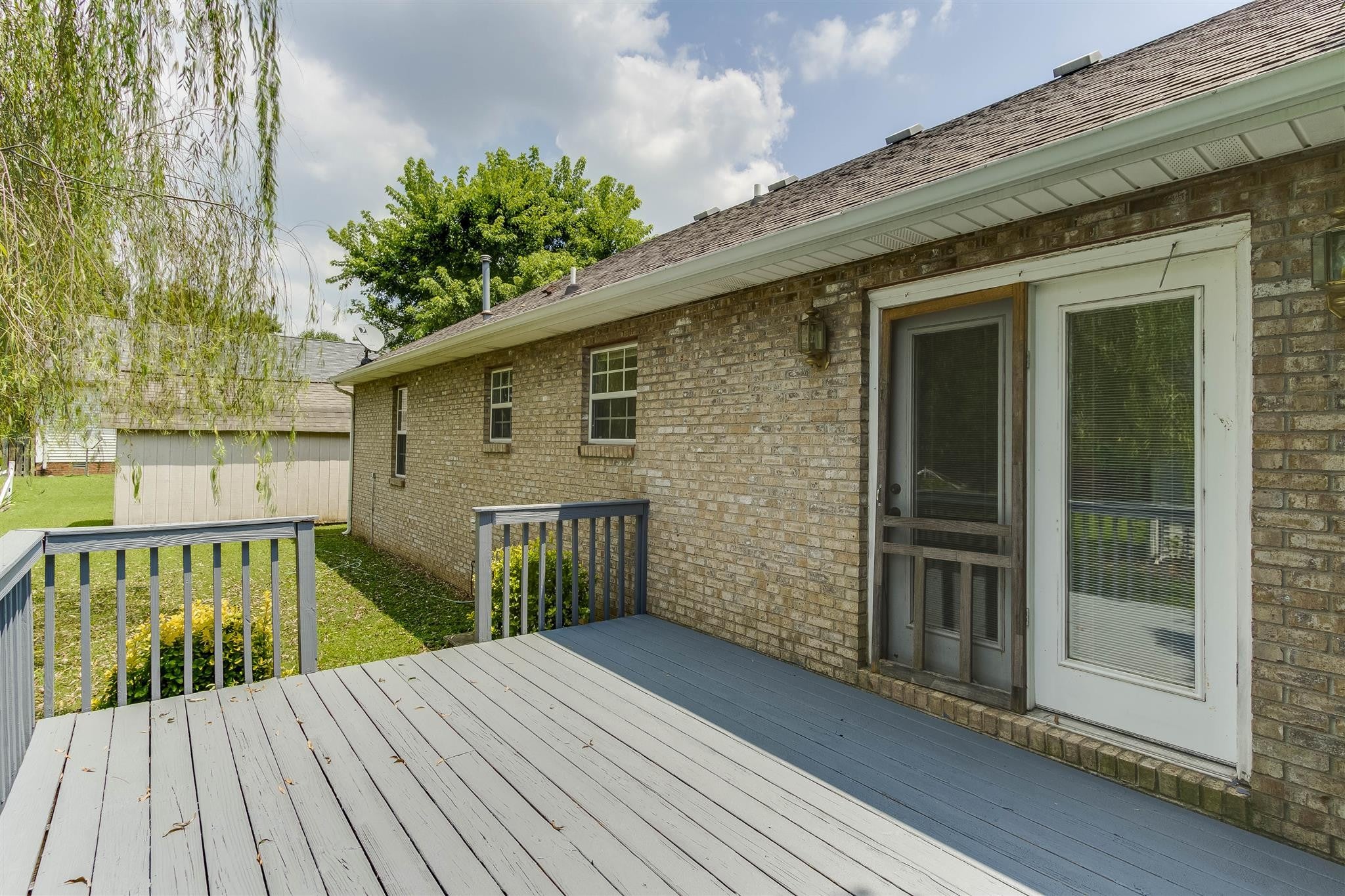 566 Autumndale Drive