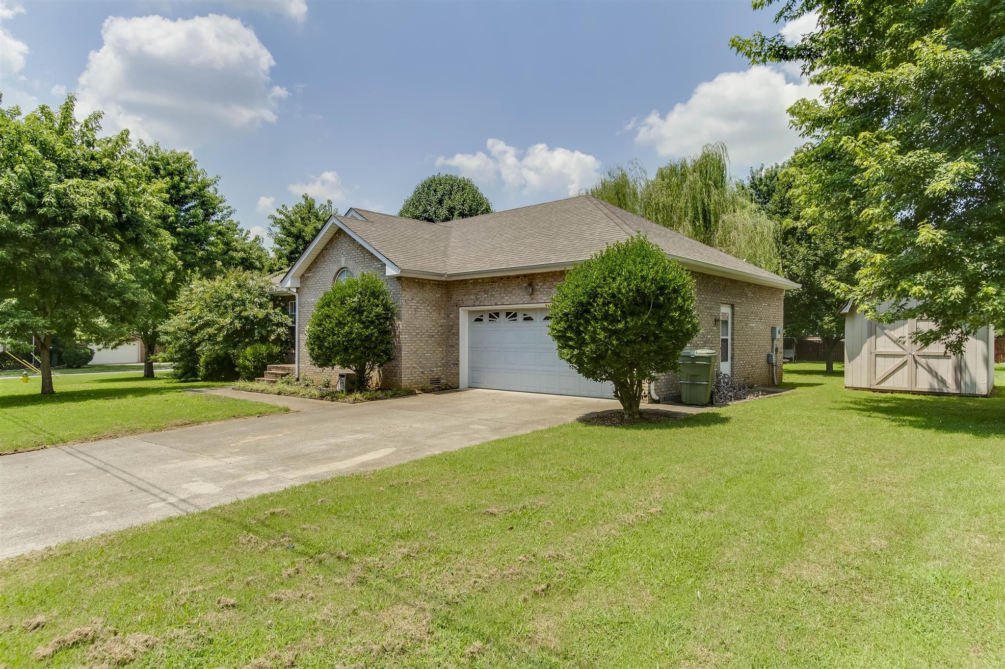 566 Autumndale Drive