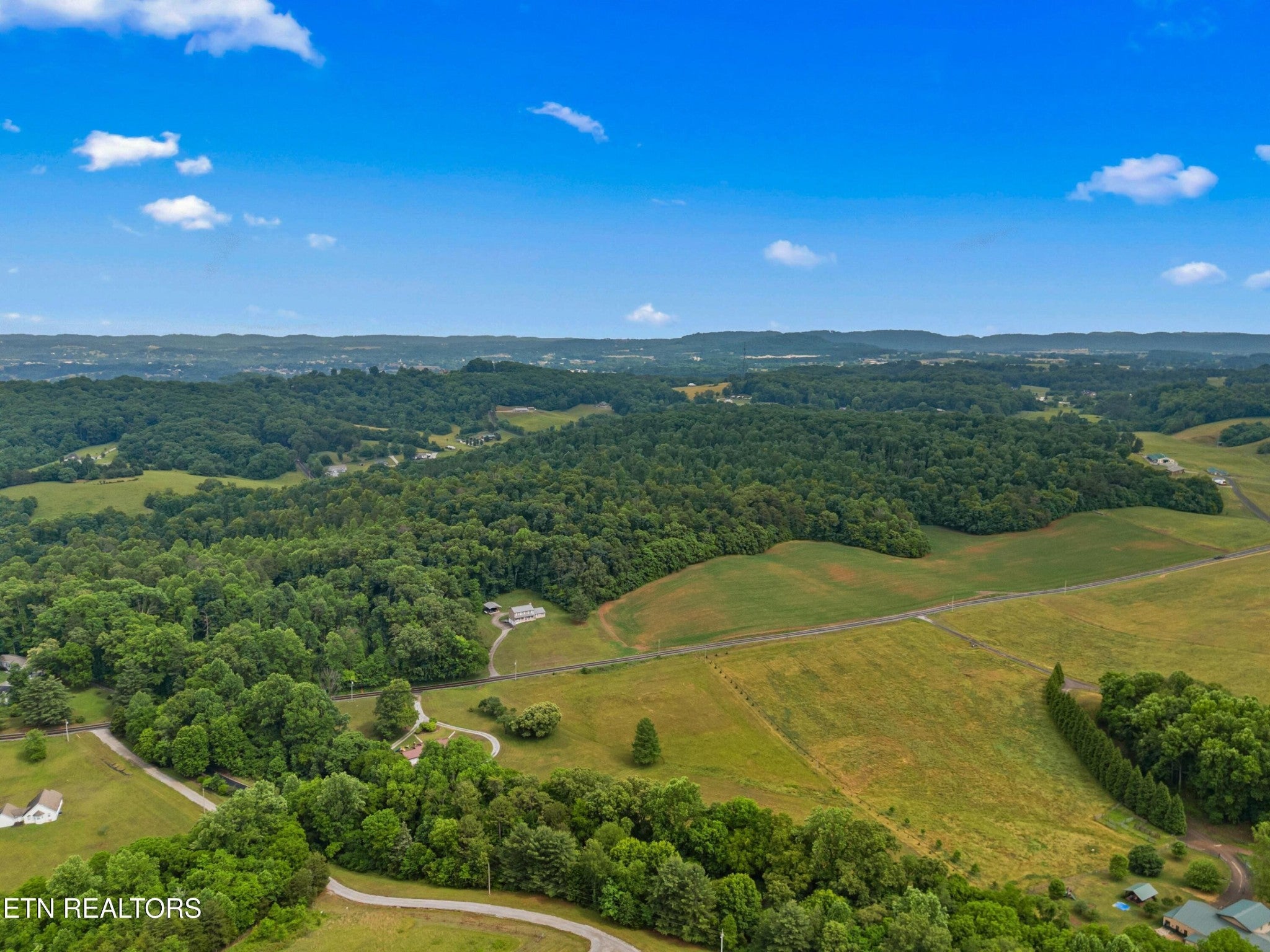 16 Mill Springs Rd