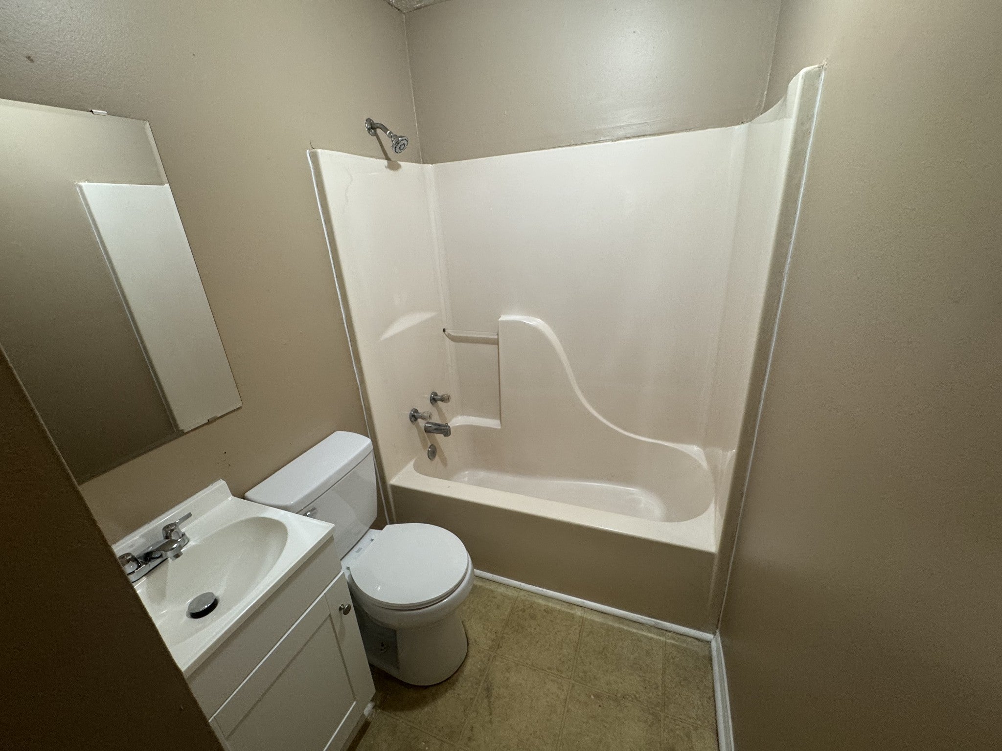 1589 Yager Rd