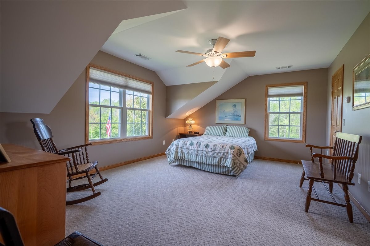 Leoma, Tennessee, 38468, United States, 3 Bedrooms Bedrooms, ,3 BathroomsBathrooms,Residential,Active,2034273