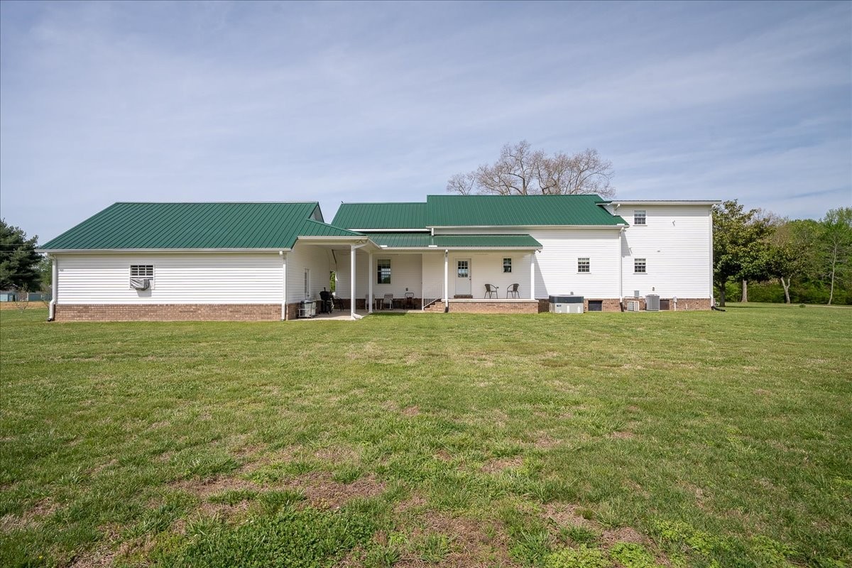 Leoma, Tennessee, 38468, United States, 3 Bedrooms Bedrooms, ,3 BathroomsBathrooms,Residential,Active,2034273