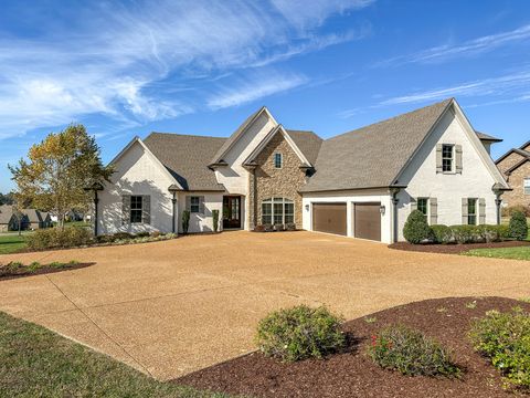 2308 Cages Bend Rd Gallatin TN 37066