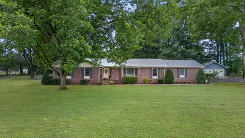 Photo of 1405 Old Estill Springs Rd, Winchester, TN 37398 (MLS # 3228365)