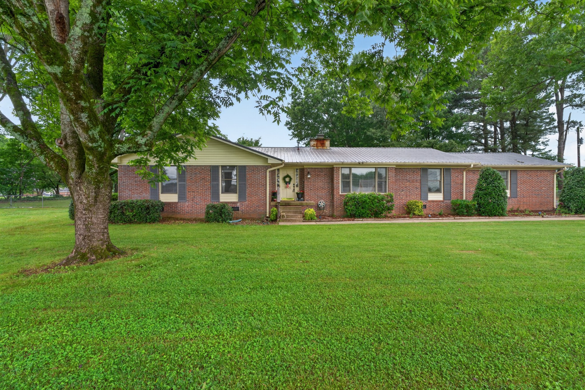 1405 Old Estill Springs Rd