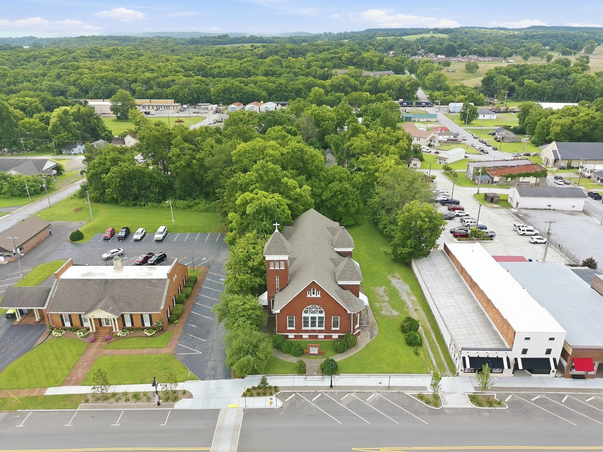 126 N Main St
