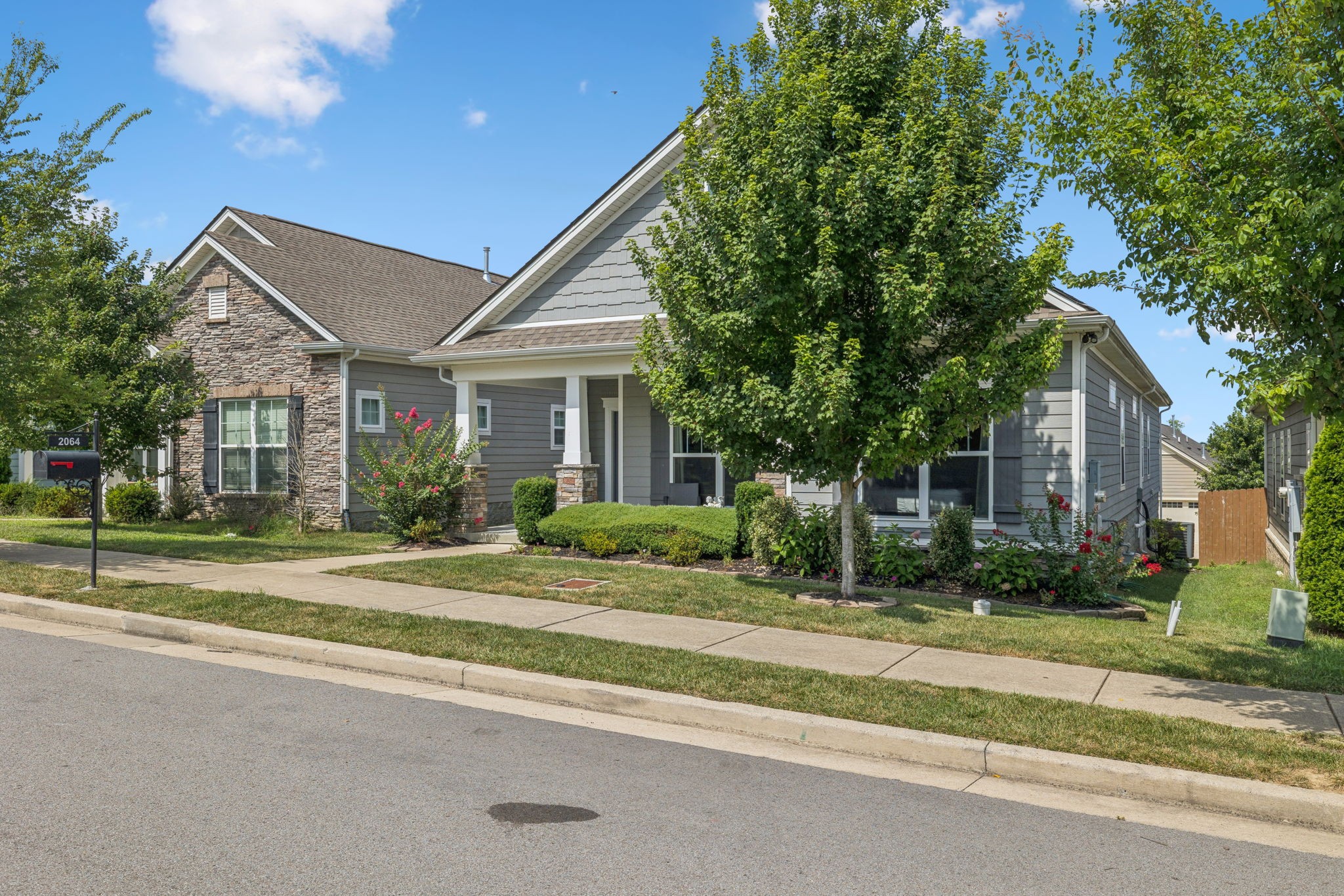2064 Kirkwall Dr