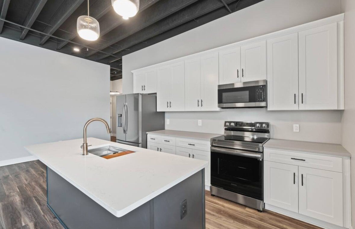 125 Prince St 203
