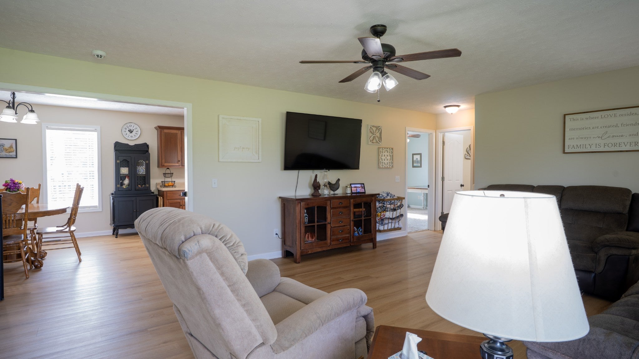 260 Miller Rd