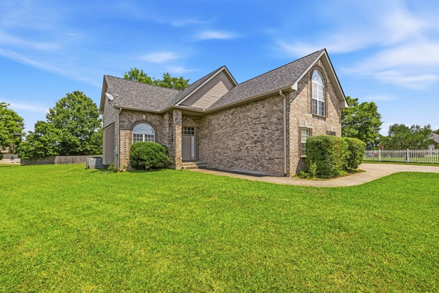 155 Brightstar Ct