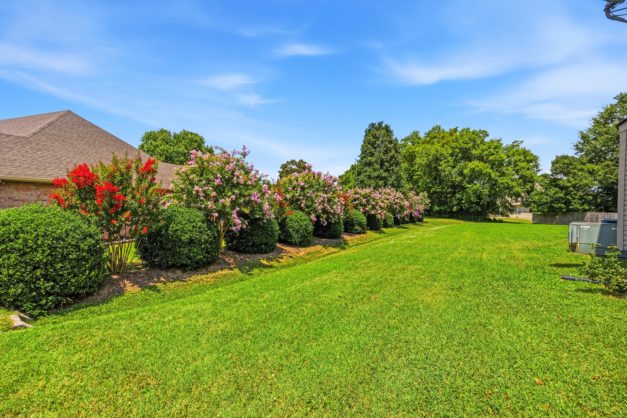 155 Brightstar Ct - Photo 2