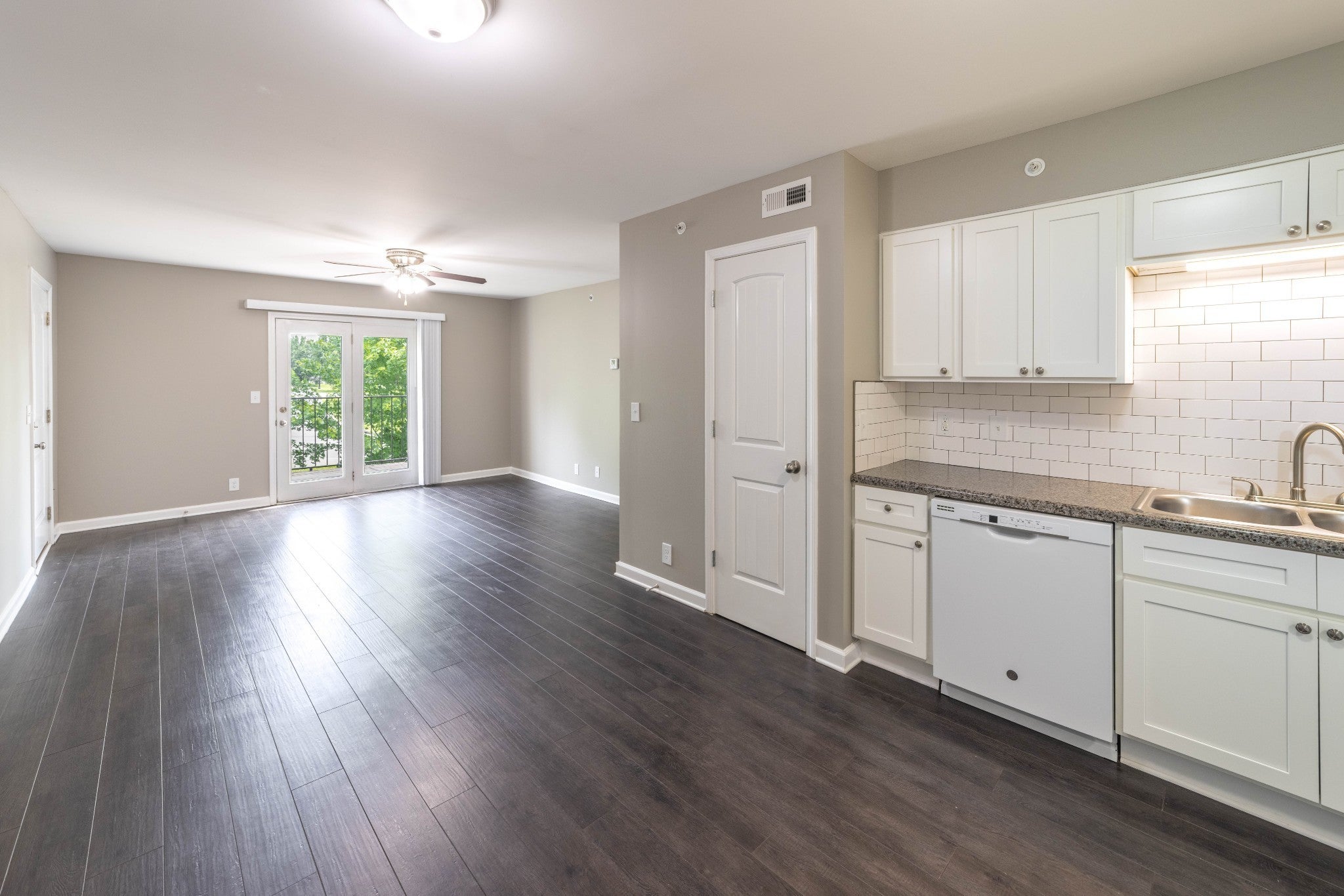 311 Hawkins Rd C-8