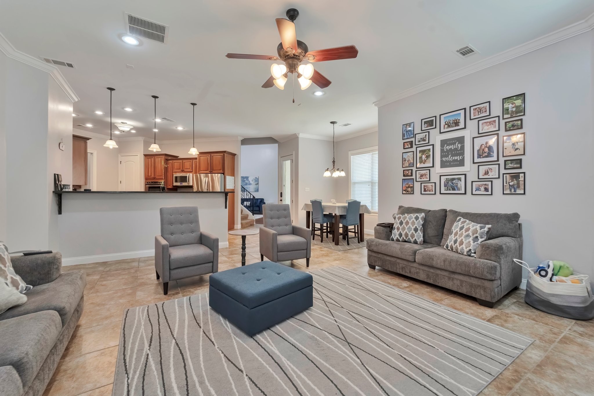 2405 Canadaville Loop