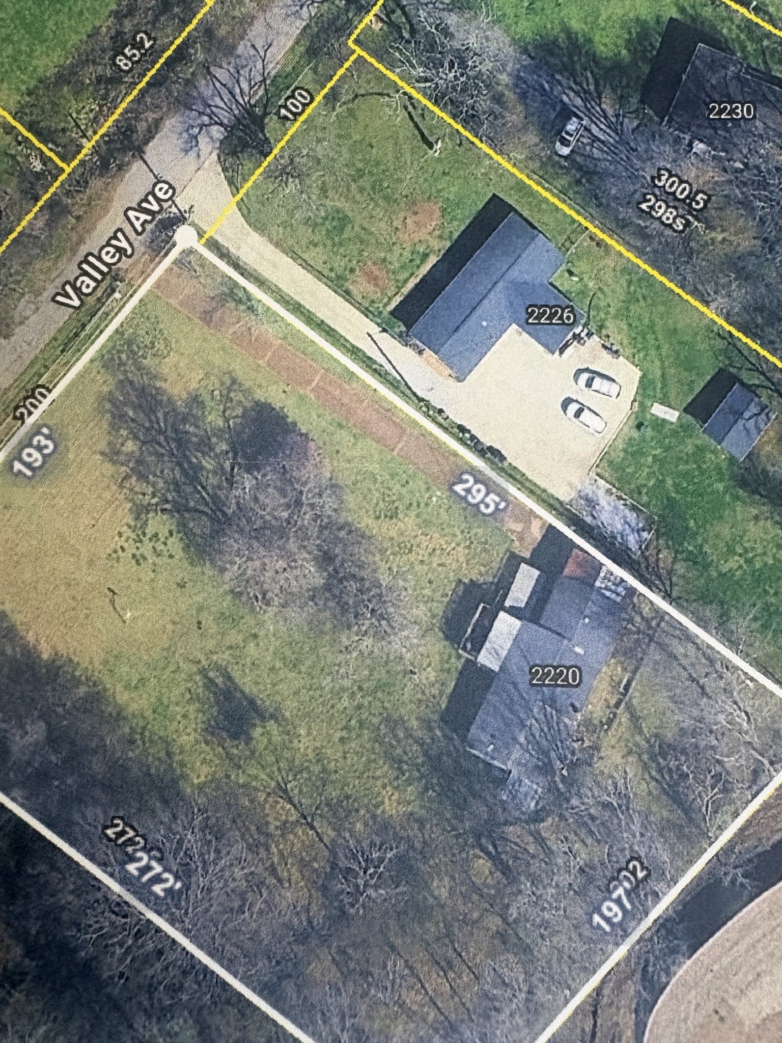 2220 Valley Ave