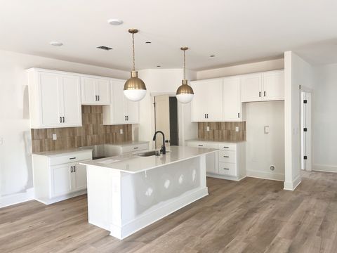 529 Canal Circle Nashville TN 37214