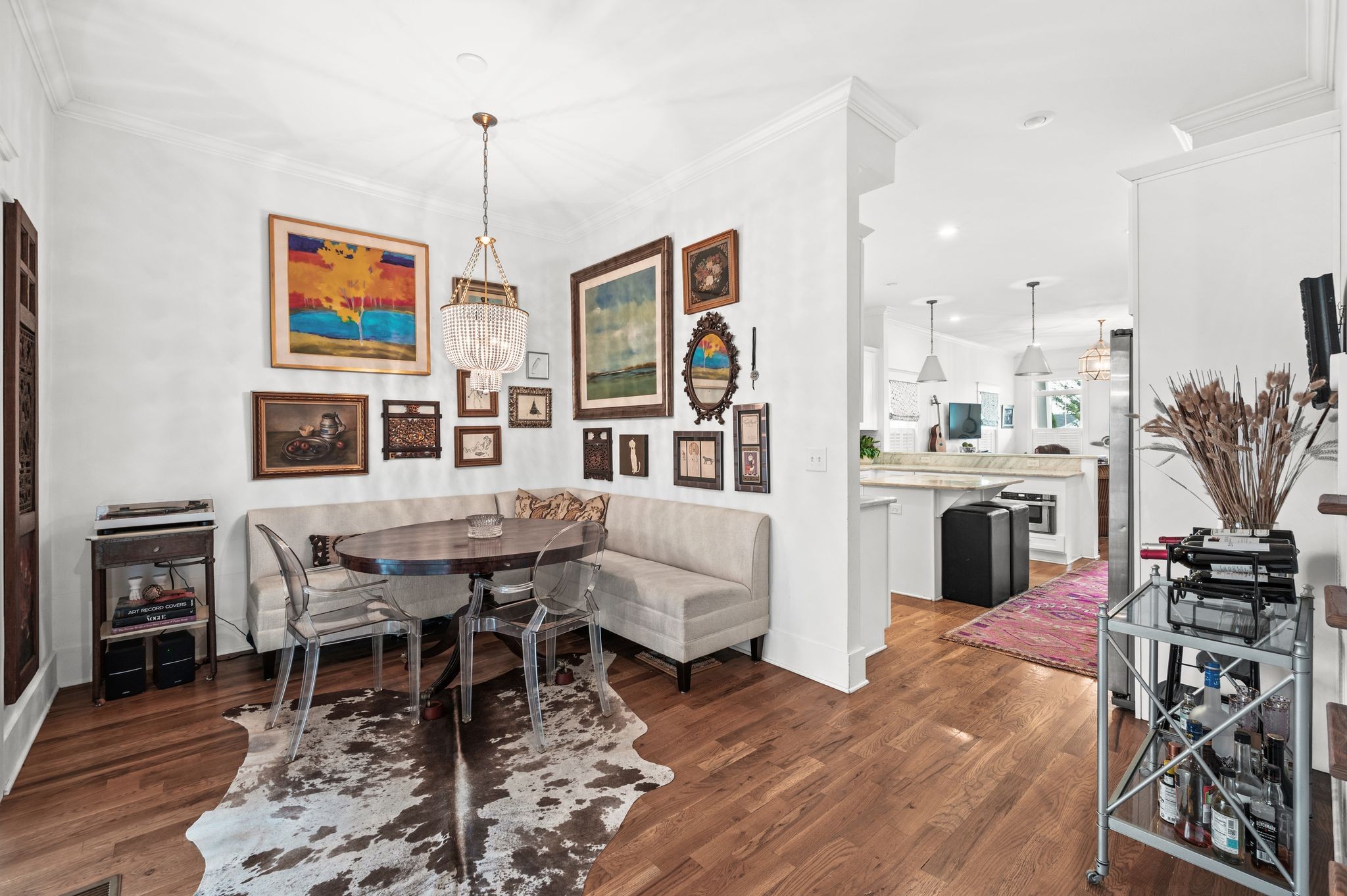 Nashville, Tennessee 37209, United States, 3 Bedrooms Bedrooms, ,3 BathroomsBathrooms,Residential,Active,198723