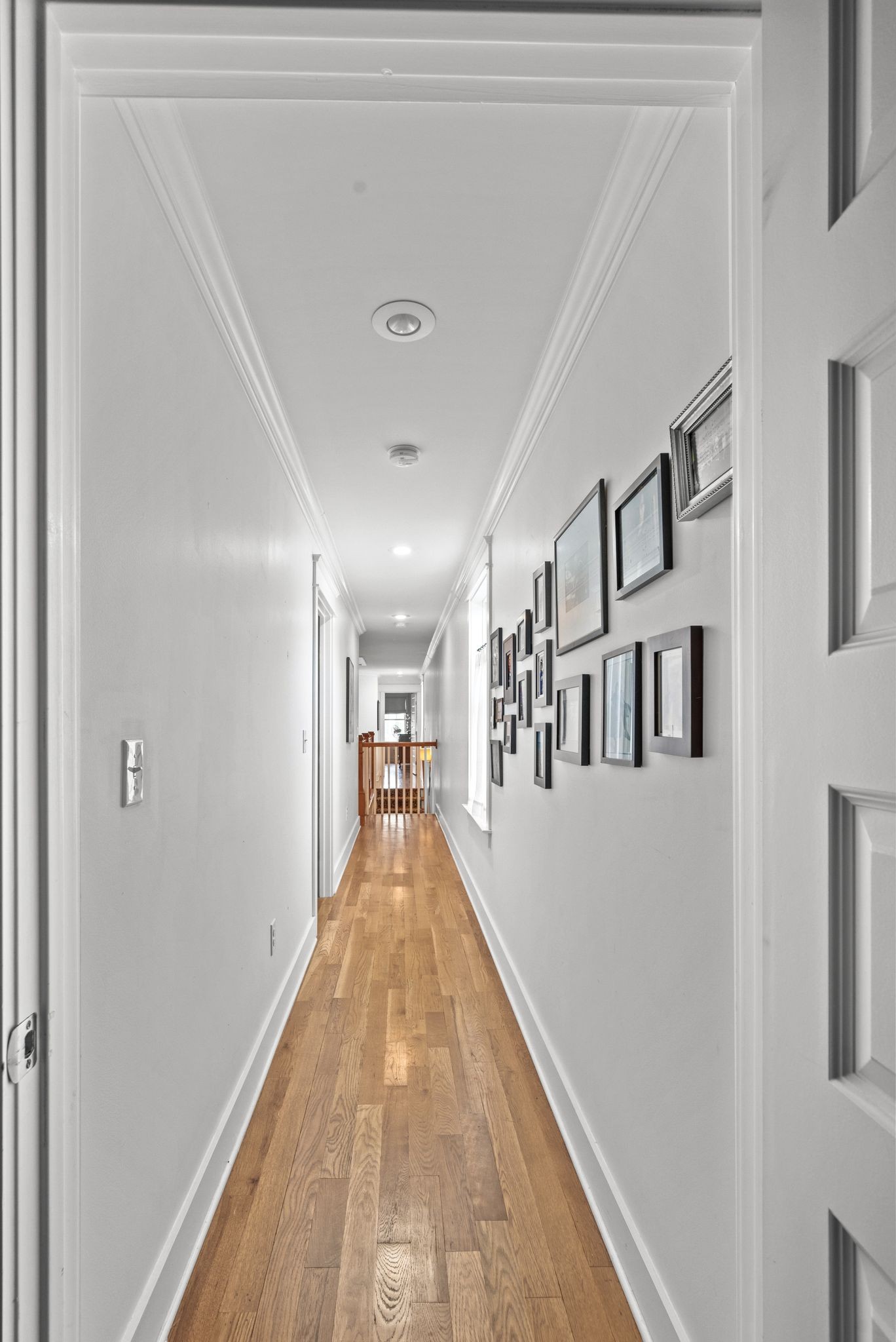 Nashville, Tennessee 37209, United States, 3 Bedrooms Bedrooms, ,3 BathroomsBathrooms,Residential,Active,198723