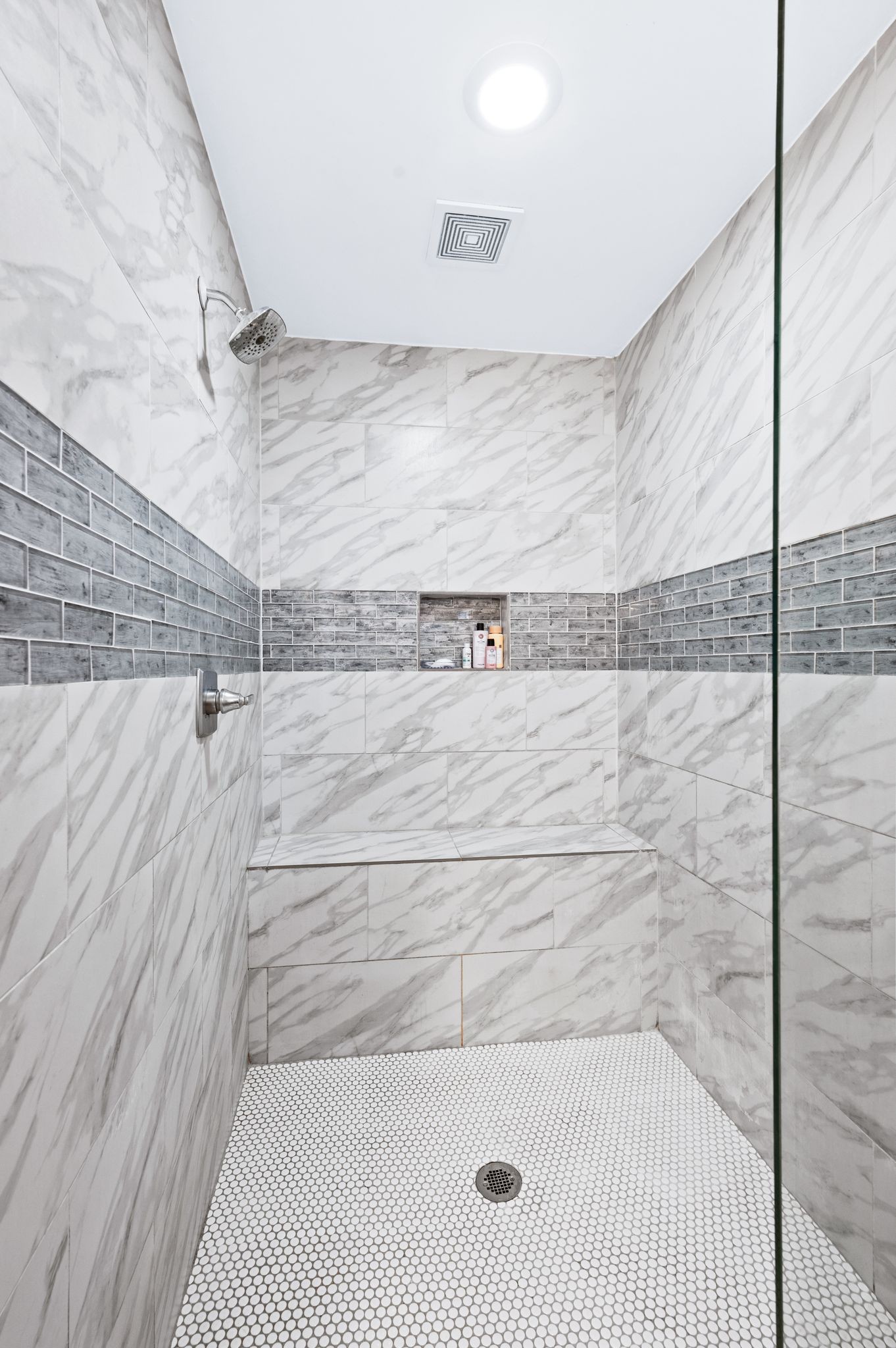 Nashville, Tennessee 37209, United States, 3 Bedrooms Bedrooms, ,3 BathroomsBathrooms,Residential,Active,198723