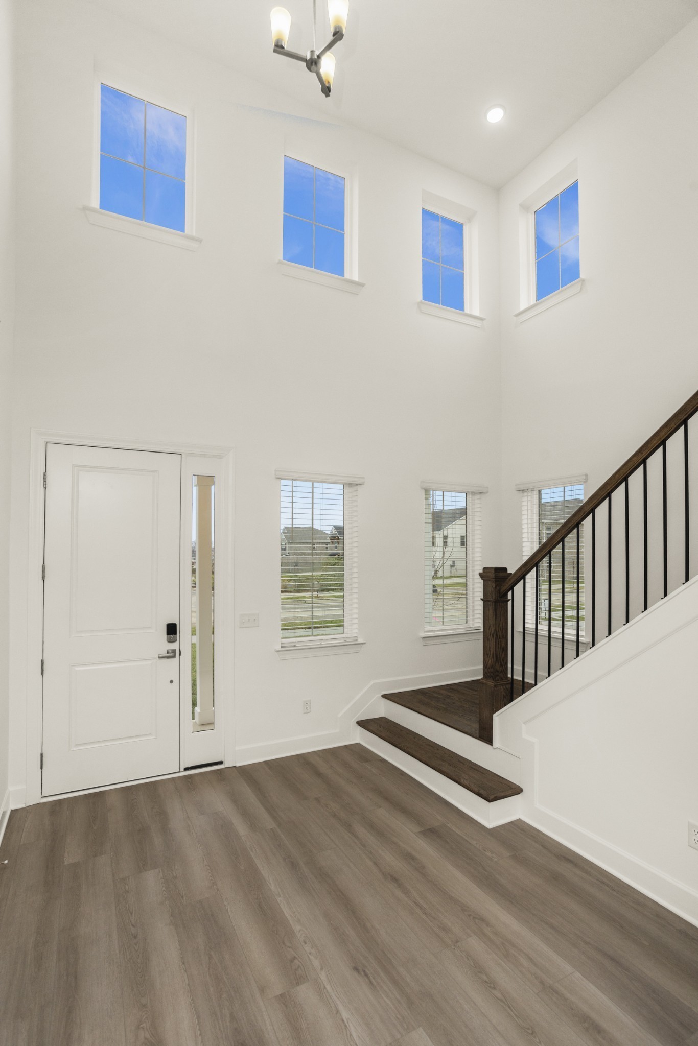 123 East Hill Street