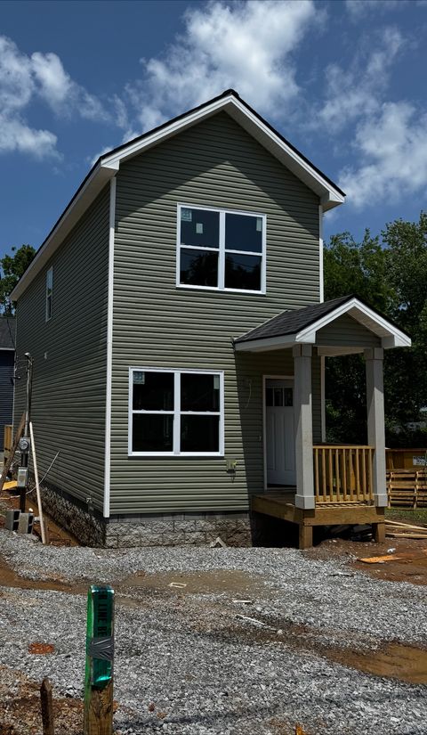 1217 Dodd St Clarksville TN 37040