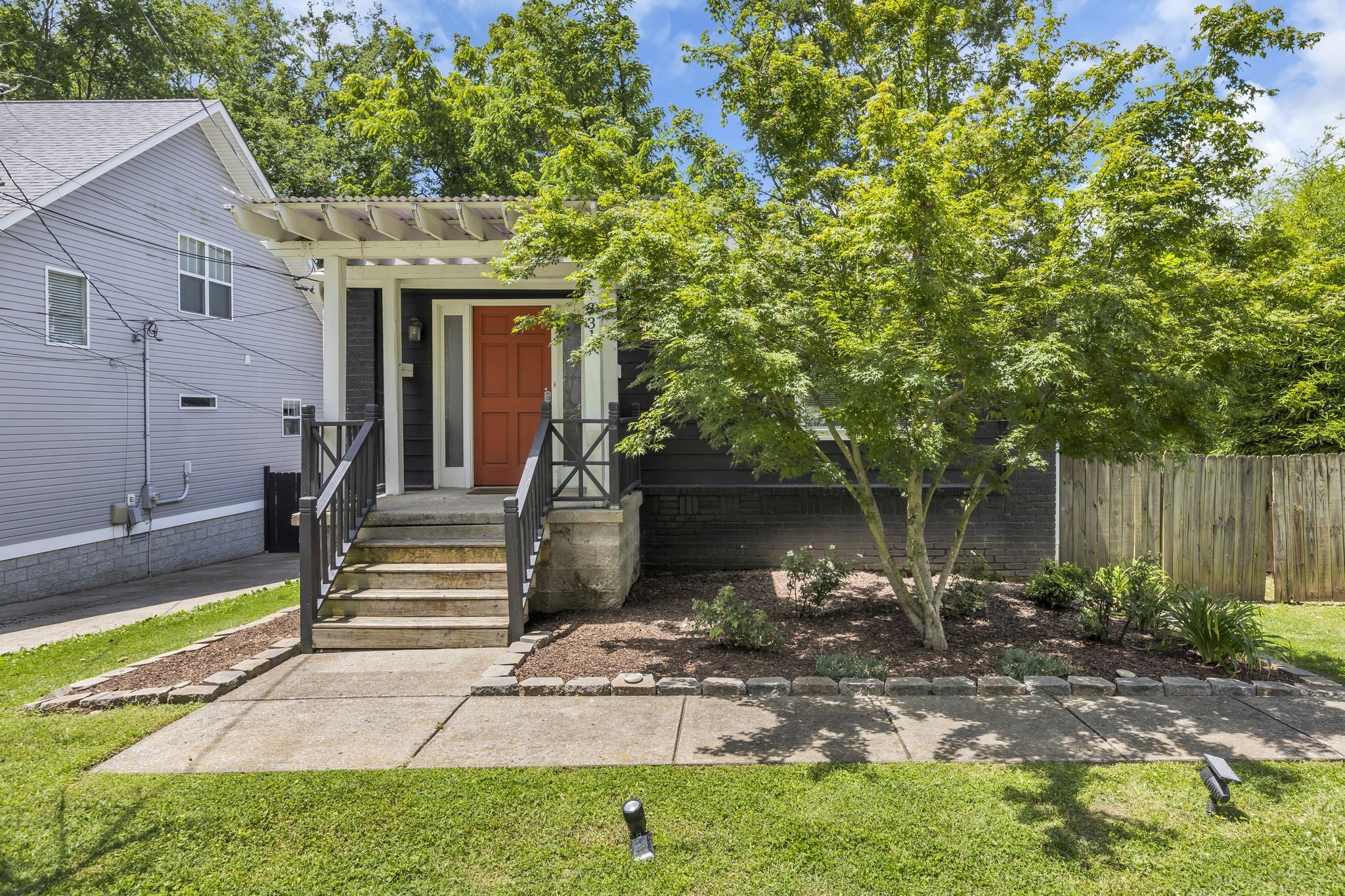 4.0-bed rental at 331 53rd Ave N