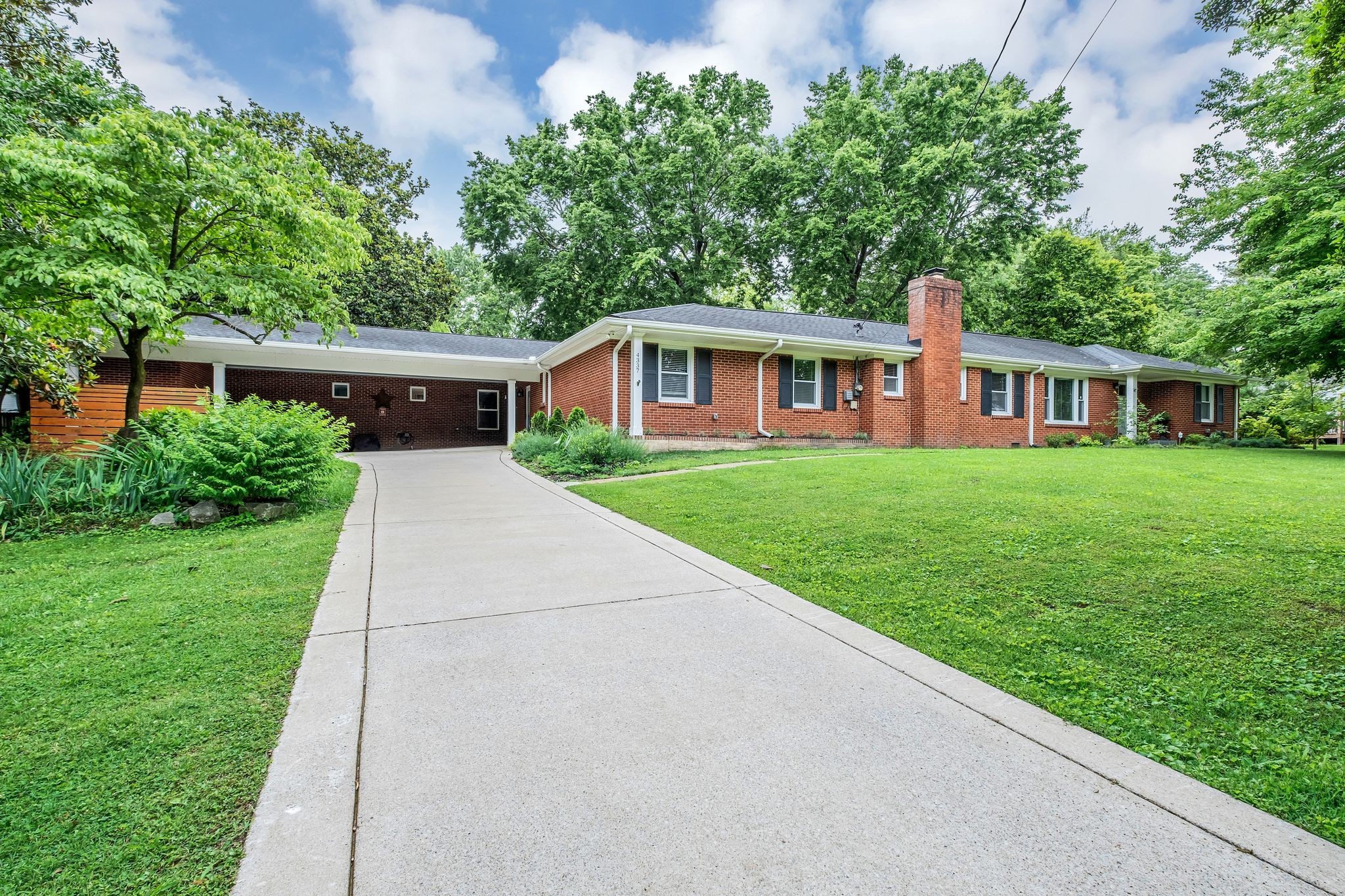 4337 Morriswood Dr