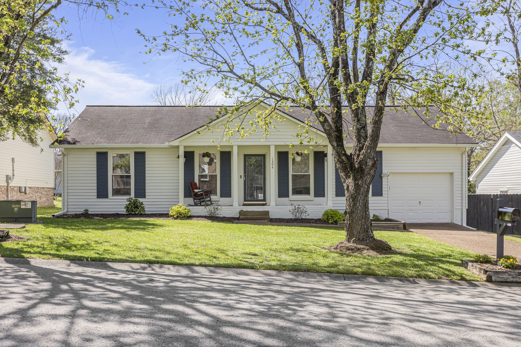 1304 Mallard Dr