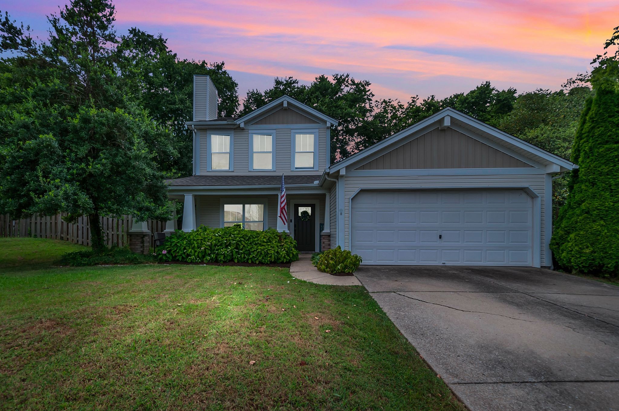 8245 Boone Trce