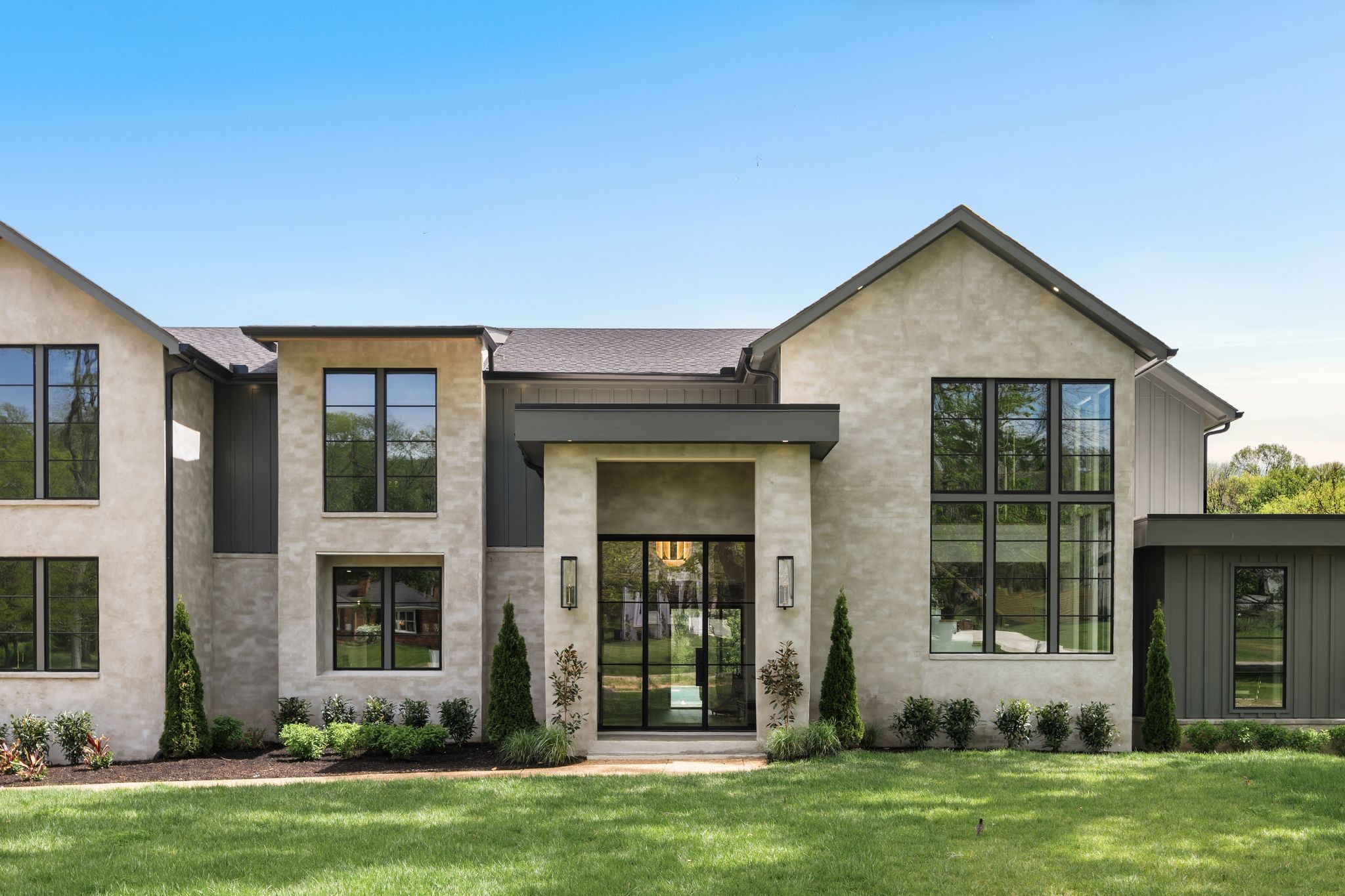310 Jocelyn Hollow Cir