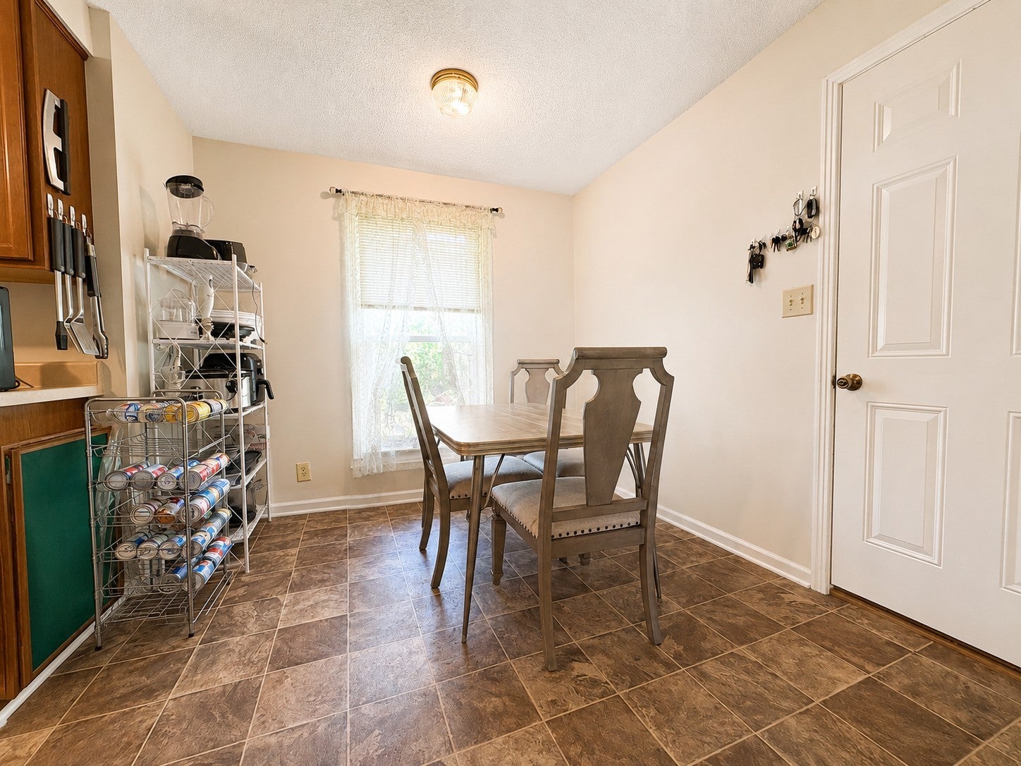 312 Andrew Dr