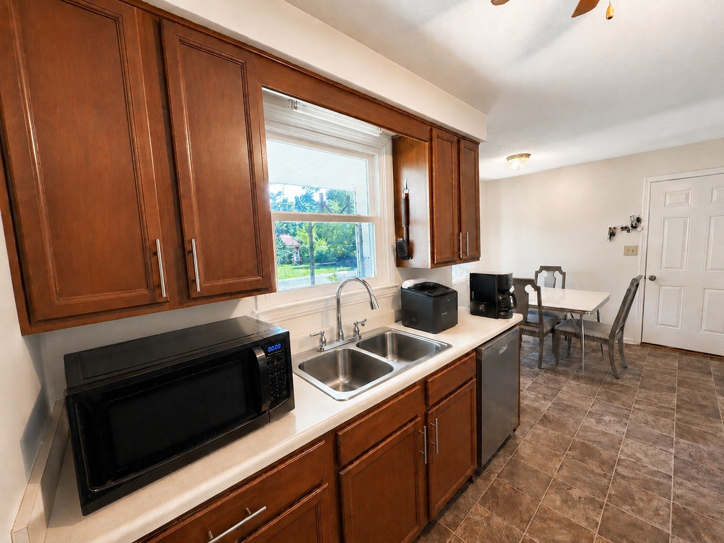 312 Andrew Dr