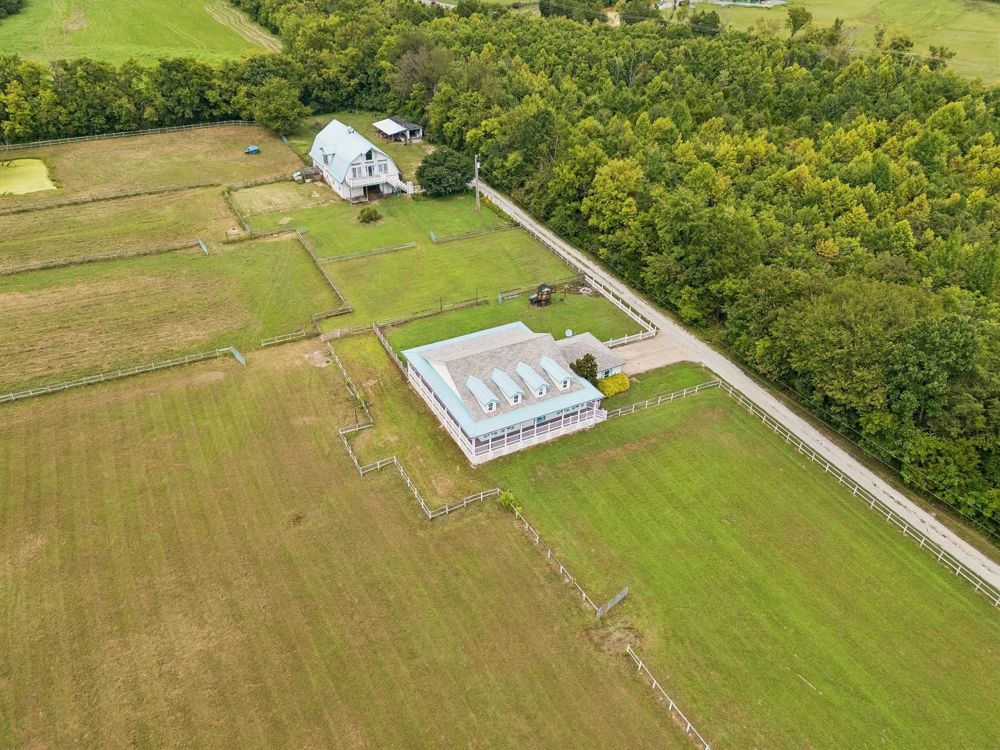 3-bed home for sale in Arrington, TN 37014, 2290 Osburn Rd 2290 Osburn Rd, Arrington TN 37014 3-bed home, photo 1 of 60